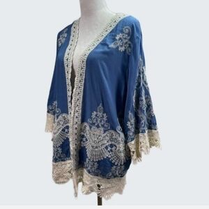 Solitaire Blue Garment with Cream Lace